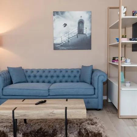 Lux Boutique شقة